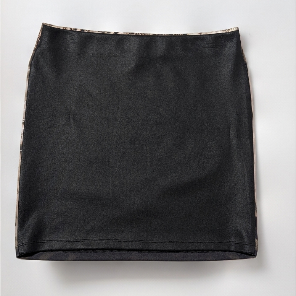 Express Leopard Face Mini Skirt Statement Animal … - image 5